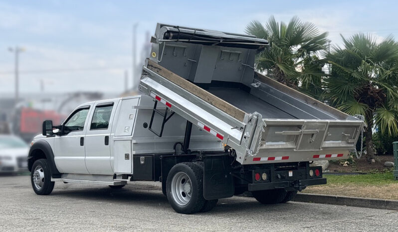
								2014 Ford F-550 Super Duty full									