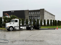2020 Peterbilt 330