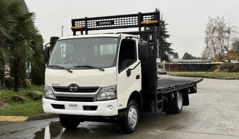 
								2015 Hino 195 full									