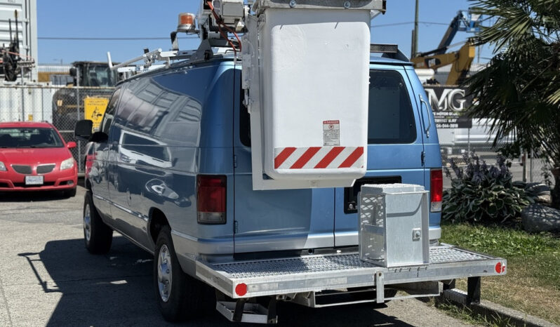 
								2006 Ford Econoline full									