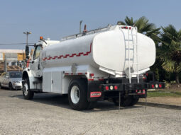
										2010 Freightliner M2 106 full									