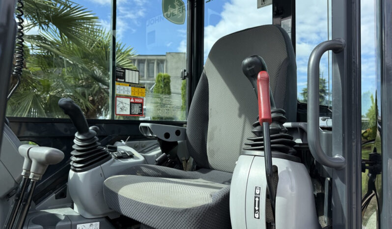 
								2017 John Deere 35G full									