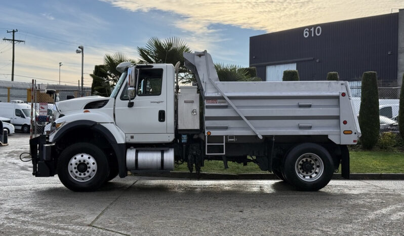 
								2011 International WorkStar full									
