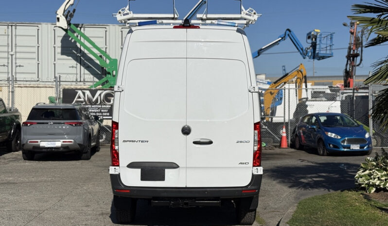 
								2023 Mercedes-Benz Sprinter full									