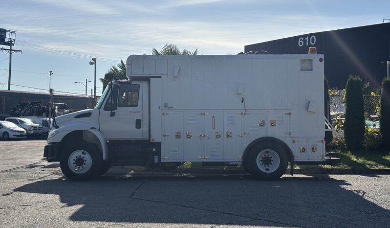 
								2008 International DuraStar full									