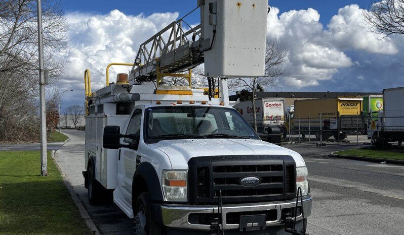 
								2008 Ford F-550 Super Duty full									