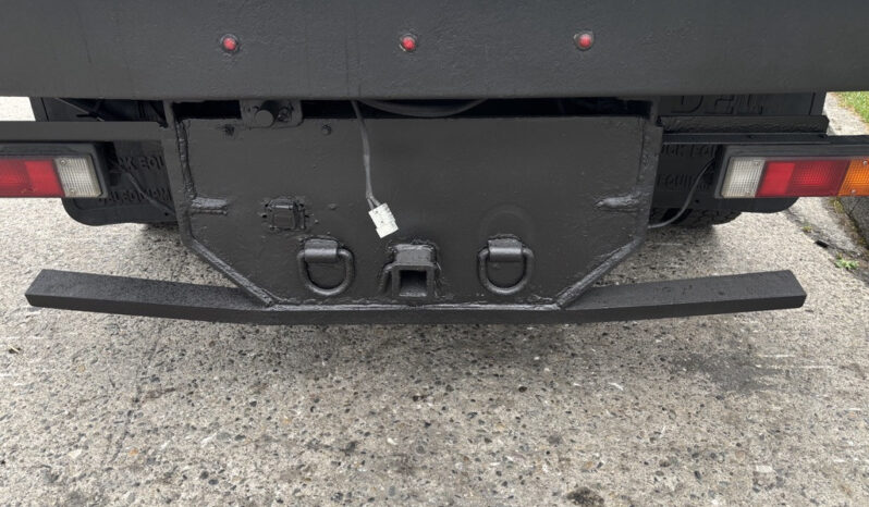 
								2015 Mitsubishi Fuso full									