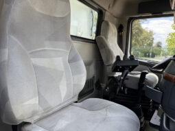 2005 Volvo VHD