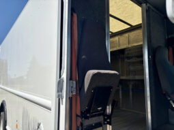 
										2011 Ford E-450 Super Duty full									