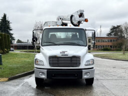 
										2005 Freightliner M2 106 full									