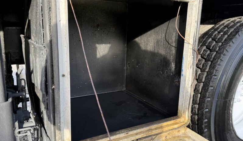 
								2010 International 4300 full									