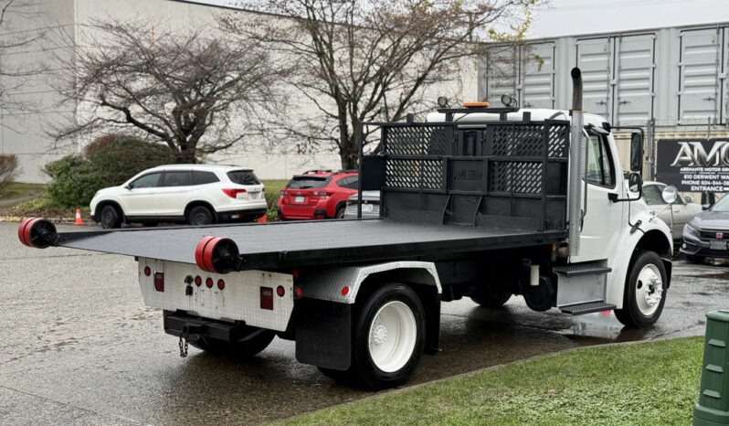 
								2019 Freightliner M2 106 full									