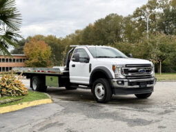 2022 Ford F600