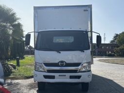
										2018 Hino 195 full									