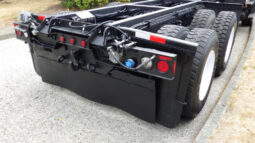 
										2012 International 7400 full									