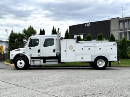 
										2005 Freightliner M2 106 full									