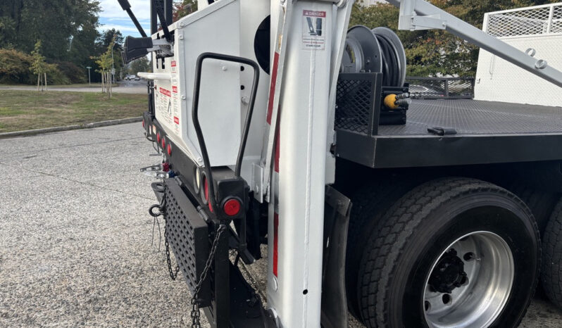 
								2008 Kenworth T300 full									