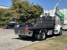 
										2020 Peterbilt 330 full									