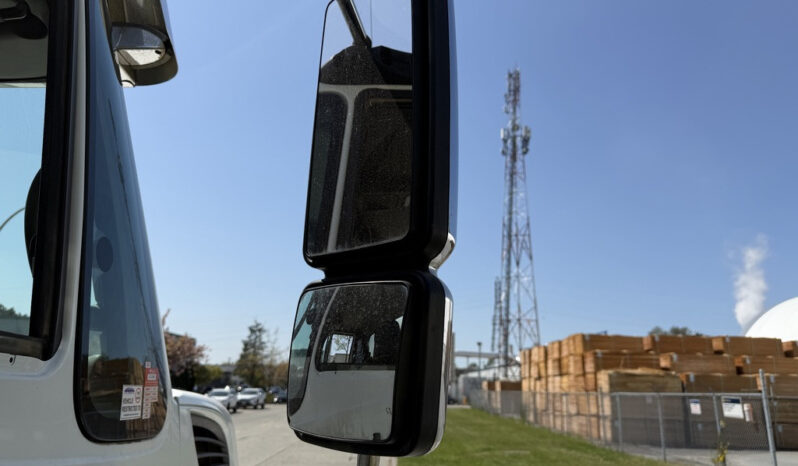 
								2009 International 7500 full									