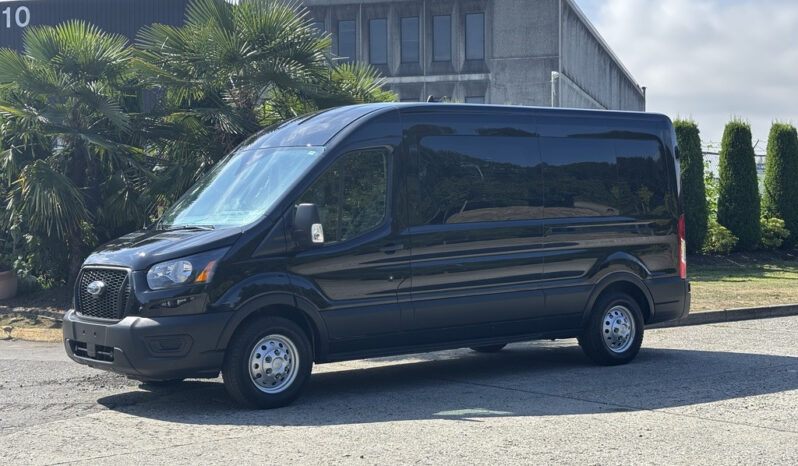 
								2025 Ford Transit full									