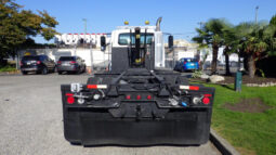 
										2012 International 7400 full									