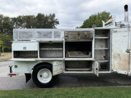 2005 Freightliner M2 106