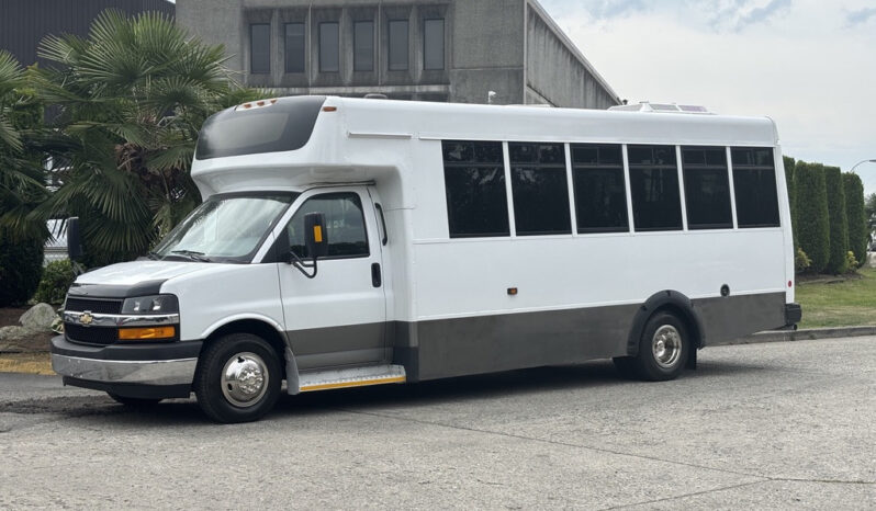 
								2020 Chevrolet Express 4500 full									