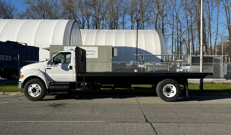 
								2008 Ford F750 full									