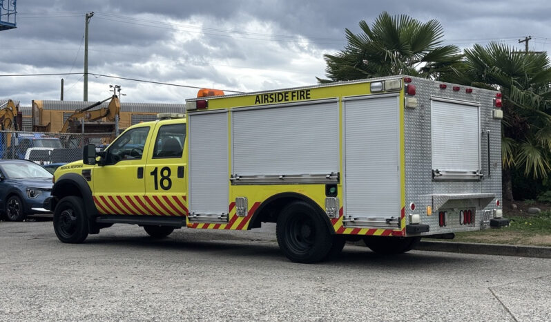 
								2010 Ford F-550 full									
