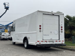 
										2012 Ford E-450 Super Duty full									