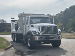 
										2013 International 7400 full									