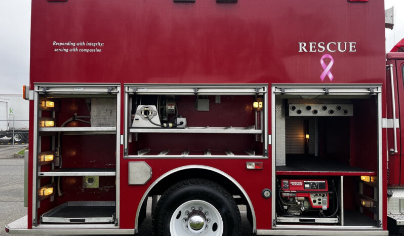
								1995 Freightliner M2 106 full									