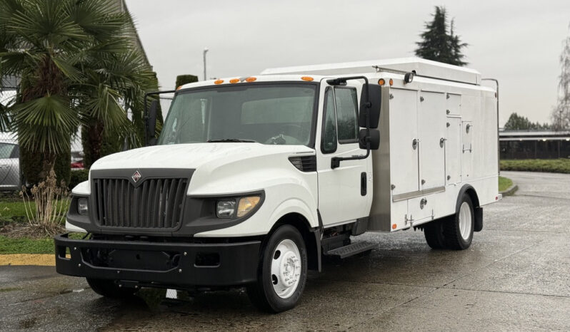 
								2014 International TerraStar full									