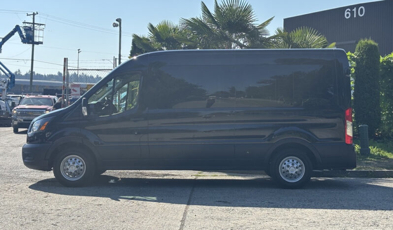 
								2025 Ford Transit full									