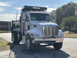 
										2015 Peterbilt 337 full									