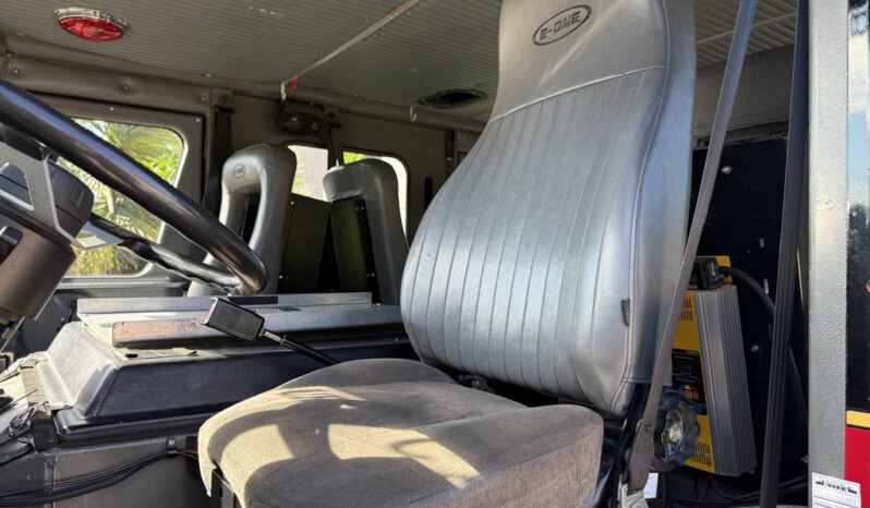 
								1992 E-One Typhoon full									