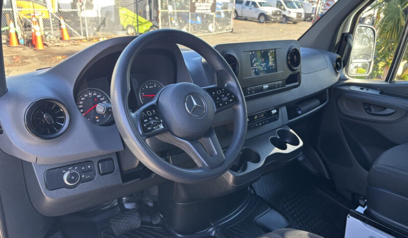 
								2024 Mercedes-Benz Sprinter full									