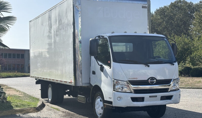 
								2018 Hino 195 full									