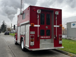 
										1995 Freightliner M2 106 full									
