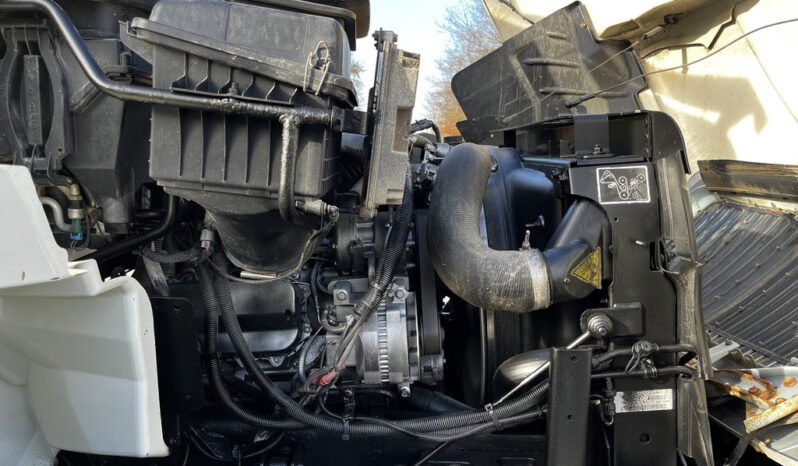
								2013 International 4300 full									
