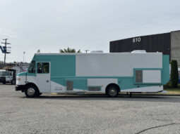 
										2020 Freightliner MT45 full									
