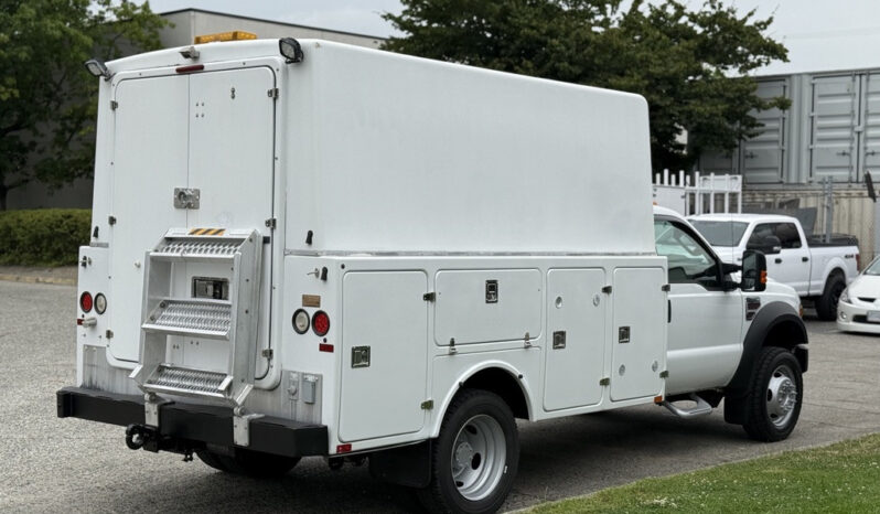 
								2008 Ford F-450 full									