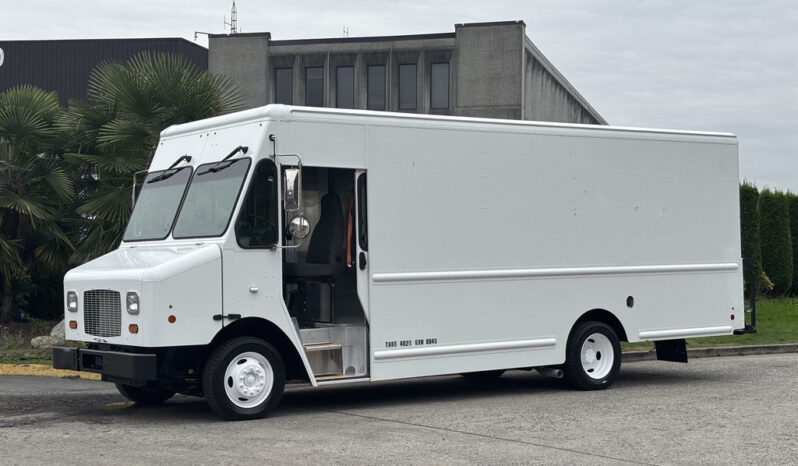 
								2021 Ford Econoline Commercial Chassis full									