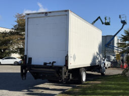 
										2012 Freightliner M2 106 full									