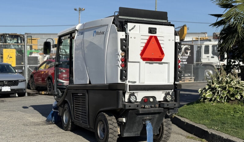 
								2017 Madvac LS100 full									