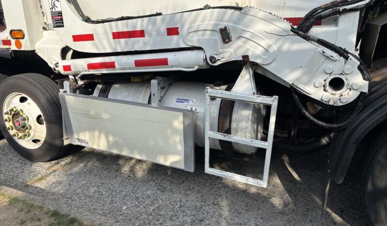 
								2011 Autocar Xpeditor full									