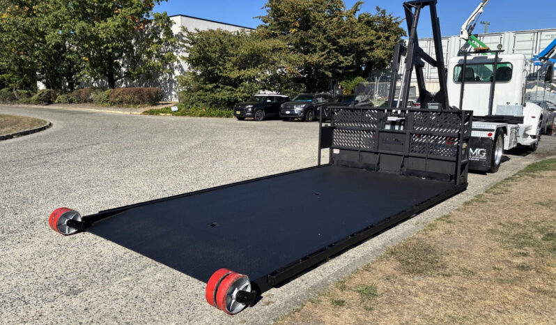 
								2020 Peterbilt 330 full									