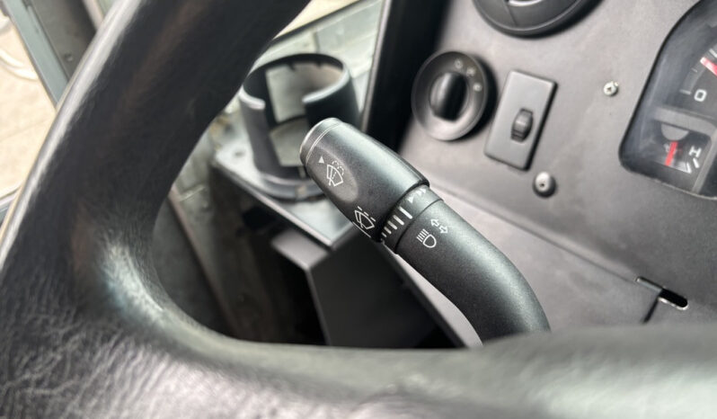 
								2011 Ford E-450 Super Duty full									