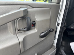 
										2020 Chevrolet Express 4500 full									