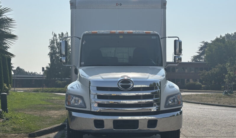 
								2012 Hino 338 full									